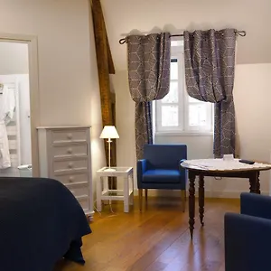 https://le-vieux-pont.midi-pyreneeshotels.com